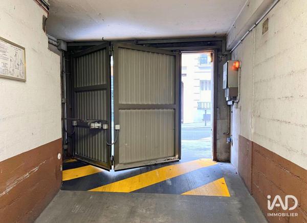 Location parking 10 m² Paris 14