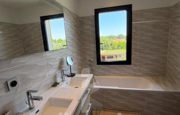 Élégante Villa avec Piscine, Jacuzzi et Pool House, à deux pas du Port de La Teste