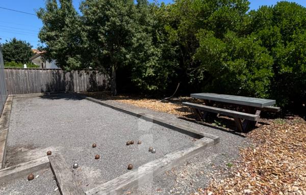 Élégante Villa avec Piscine, Jacuzzi et Pool House, à deux pas du Port de La Teste