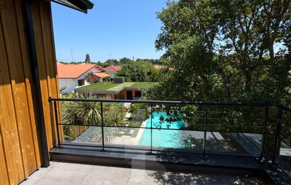 Élégante Villa avec Piscine, Jacuzzi et Pool House, à deux pas du Port de La Teste