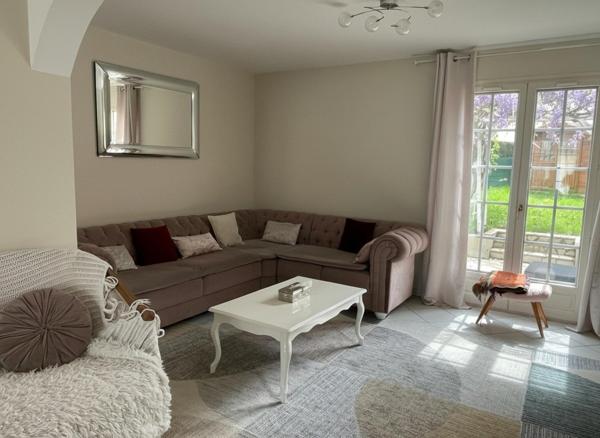 Maison familiale, espace rare et charme assuré !