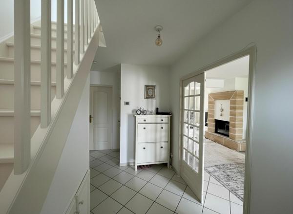 Maison familiale, espace rare et charme assuré !