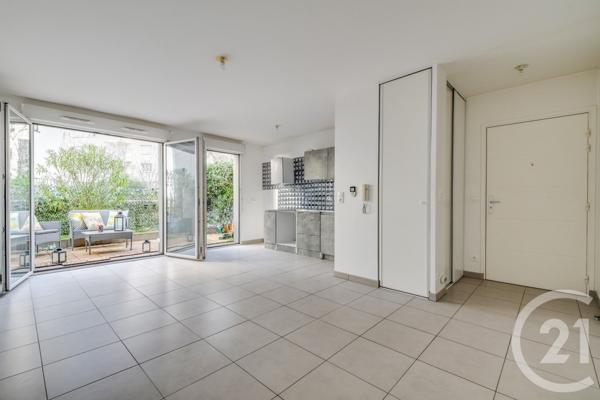 Appartement F3 à vendre  3 pièces - 64,85 m2 AUBERVILLIERS - 93
