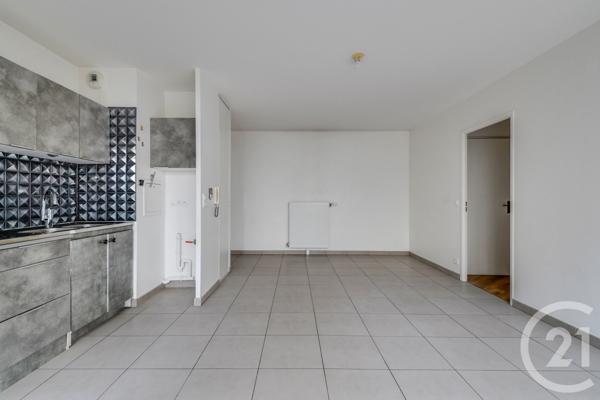 Appartement F3 à vendre  3 pièces - 64,85 m2 AUBERVILLIERS - 93