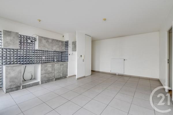 Appartement F3 à vendre  3 pièces - 64,85 m2 AUBERVILLIERS - 93
