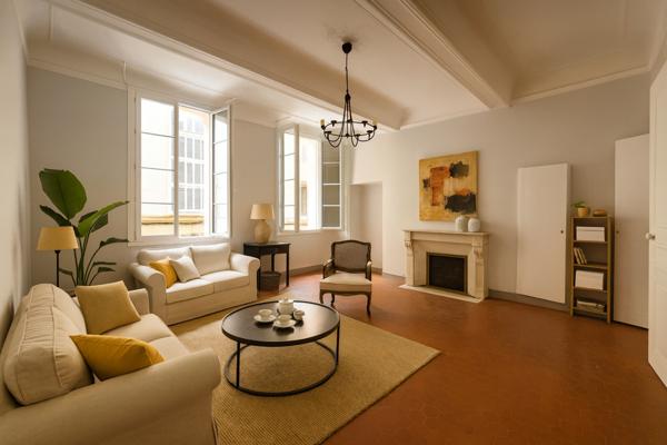 QUARTIER MAZARIN - MAGNIFIQUE ET SPACIEUX 2 pièces - 60 m² - NON MEUBLE