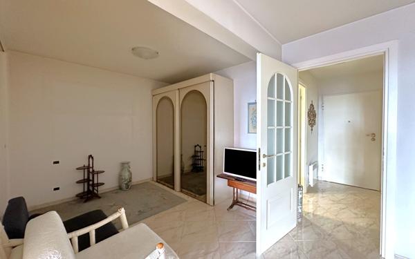Appartement à vendre    3 pièces • 55,69 m2 Roquebrune-Cap-Martin