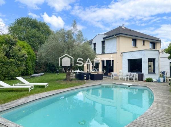 Bruz Golf Cissé, maison 220m2-6 ch-2300m2 terrain