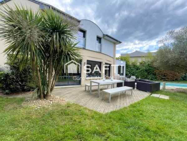 Bruz Golf Cissé, maison 220m2-6 ch-2300m2 terrain