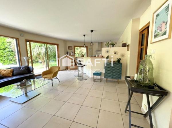 Bruz Golf Cissé, maison 220m2-6 ch-2300m2 terrain