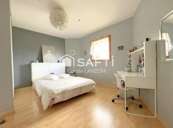 Bruz Golf Cissé, maison 220m2-6 ch-2300m2 terrain