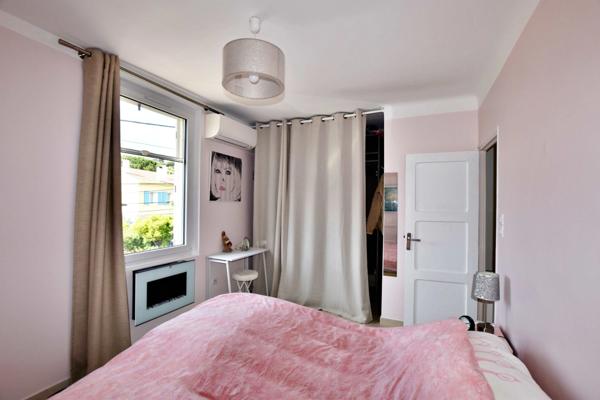 Maison à vendre 6 pièces LE LAVANDOU-SAINT CLAIR (83)