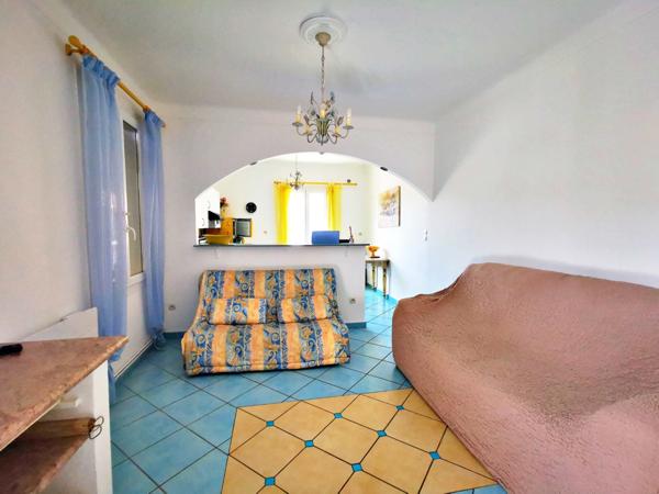 Maison à vendre 6 pièces LE LAVANDOU-SAINT CLAIR (83)