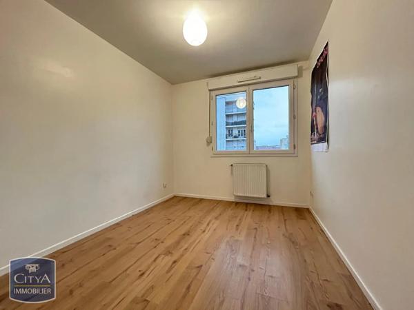 Appartement à louer 3 pièces 63.67m²