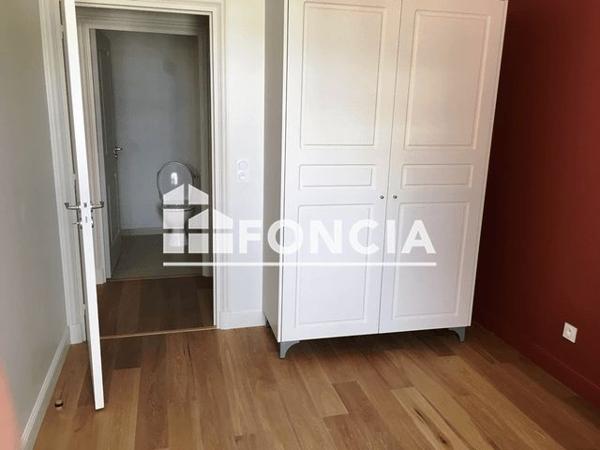 Location Appartement 2 pièces 47 m² - 24 RUE DE LEQUYER Saint Brieuc 22000