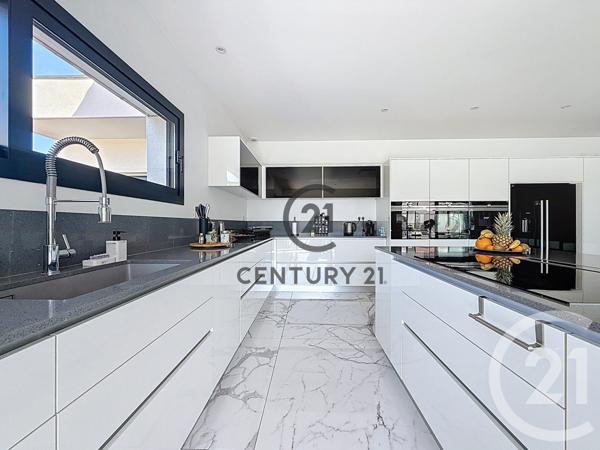 Maison à vendre  5 pièces - 250 m2 LLUPIA - 66