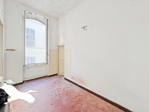 Appartement à vendre |  Marseille 01 |  3 pièces | 64 m²