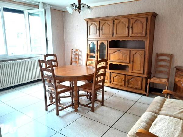 LA CHAPELLE-ST-MESMIN - PAVILLON T3 (84,36m²)  SUR SOUS-SOL TOTAL - 