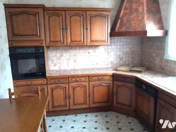 LA CHAPELLE-ST-MESMIN - PAVILLON T3 (84,36m²)  SUR SOUS-SOL TOTAL - 