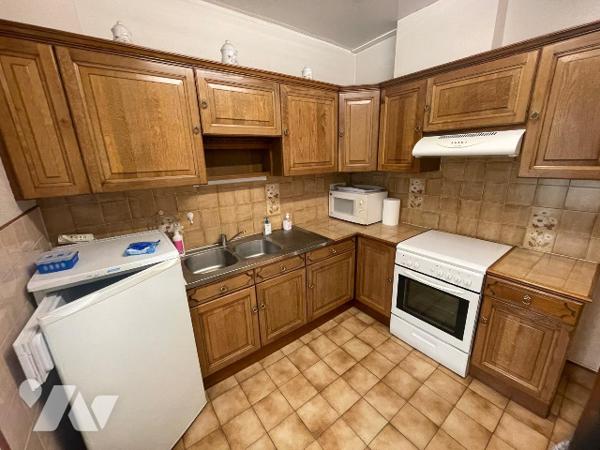 Maison de 120 m2 avec un terrain de 813 m2 avec vue imprenable à Domfront en poiraie