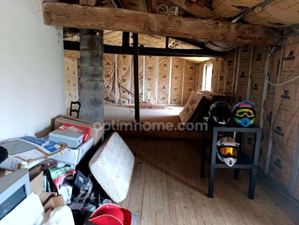 Longère à rénover dans un petit hameau