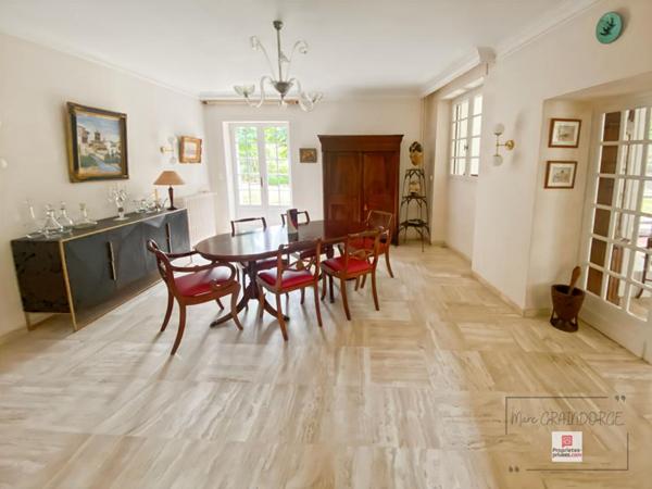 EN EXCLUSIVITÉ  : MAISON VIGNERONNE DE CARACTÈRE AVEC PARC DE 1,2 HA A CARCASSONNE