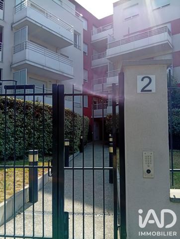 Parking à vendre 12 m² Persan