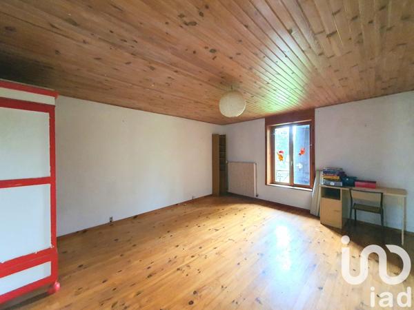 Maison 8 pièces de 262 m² à Gevigney-et-Mercey (70500)