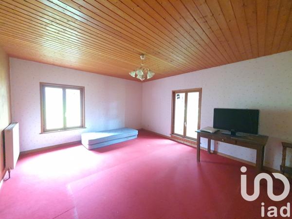 Maison 8 pièces de 262 m² à Gevigney-et-Mercey (70500)