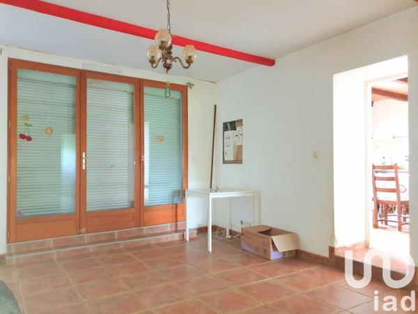 Maison 8 pièces de 262 m² à Gevigney-et-Mercey (70500)