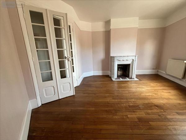 Appartement à louer à Reims dans la Marne (51100), ref : LOCATAGGAM1G