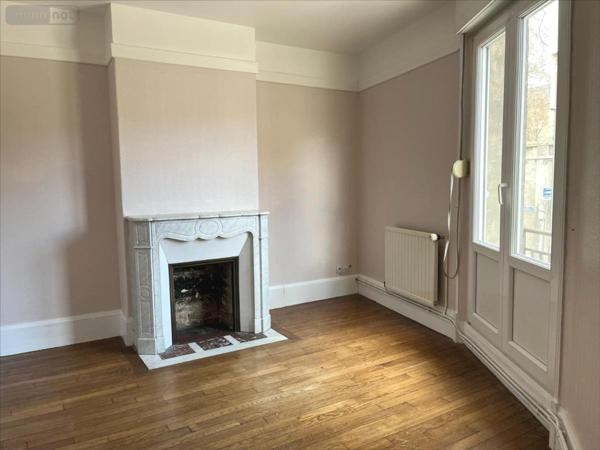 Appartement à louer à Reims dans la Marne (51100), ref : LOCATAGGAM1G