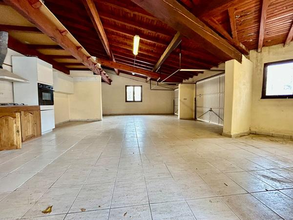 A VENDRE MAISON T4 + GRAND GARAGE + JARDIN