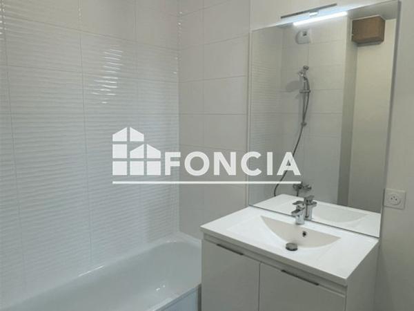 Location Appartement 3 pièces 61.87 m² - 64 AVENUE GENERAL DE GAULLE Thonon Les Bains 74200