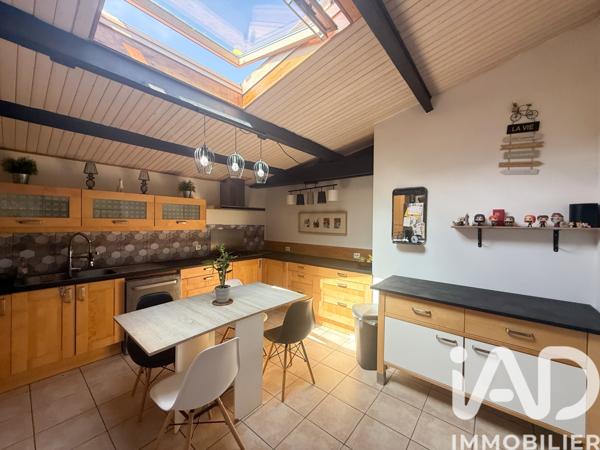 Maison à vendre 11 pièces 346 m² Igoville