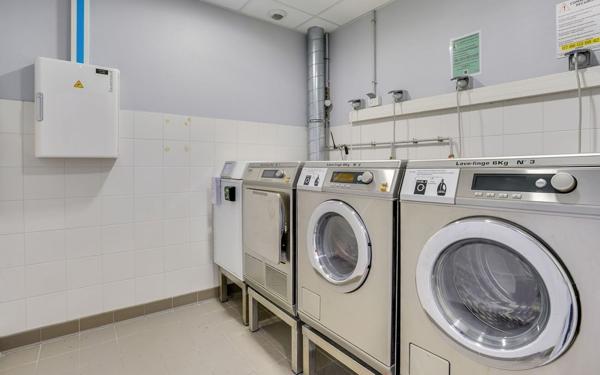 Appartement à vendre    1 pièce •  Toulouse