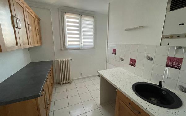 Appartement à louer    3 pièces • 66,20 m2 Saint-Jean-de-la-Ruelle