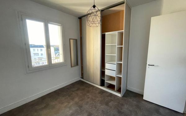 Appartement à louer    3 pièces • 66,20 m2 Saint-Jean-de-la-Ruelle