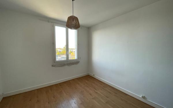 Appartement à louer    3 pièces • 66,20 m2 Saint-Jean-de-la-Ruelle
