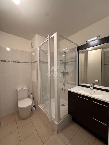 Appartement 4 pièce(s)- Secteur Lycée International - SAINT GERMAIN EN LAYE Loyer 2 194 €/mois charges comprises **  - Référence  17334
