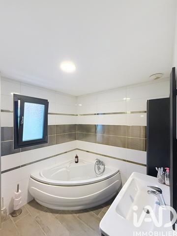 Maison à vendre 5 pièces 144 m² Valserhône