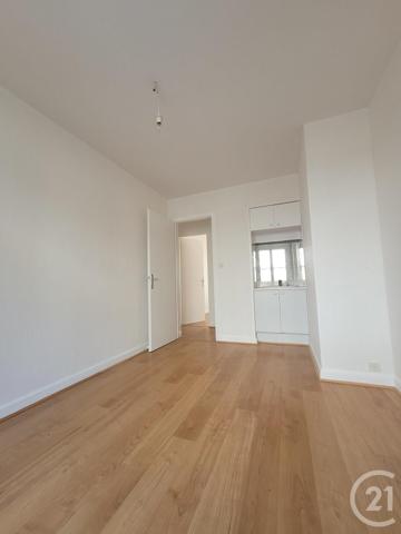 Appartement F4 à vendre  6 pièces - 79,44 m2 MONTLUCON - 03