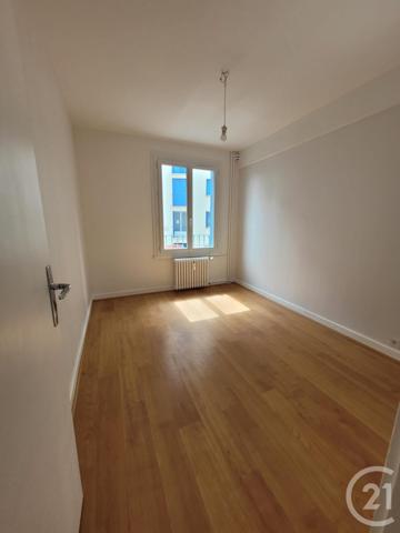 Appartement F4 à vendre  6 pièces - 79,44 m2 MONTLUCON - 03