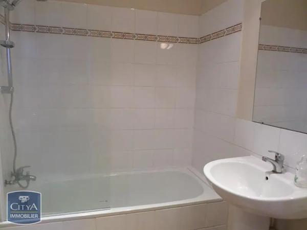 Appartement à louer 3 pièces 48.76m²