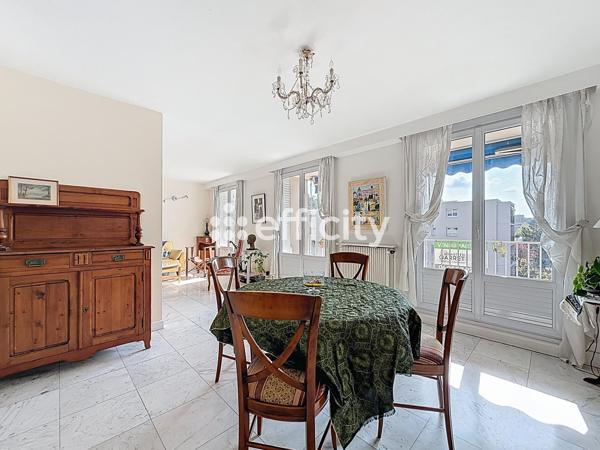 Appartement 5 pièces - 136 m²