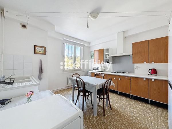 Appartement 5 pièces - 136 m²