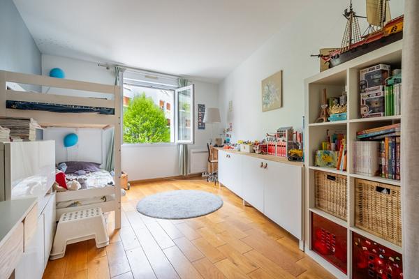 Appartement 4p avec balcon et parking