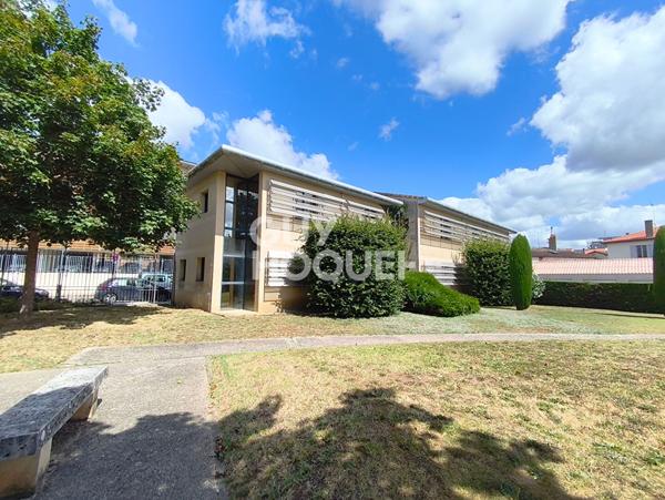 À louer bureaux 265 m²