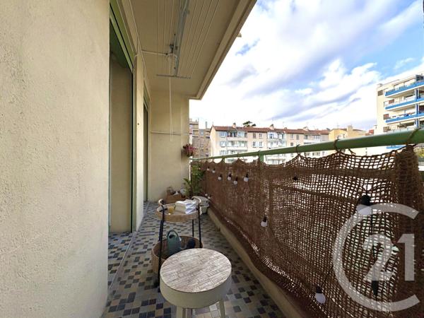 Appartement T4 à vendre  4 pièces - 117,05 m2 MARSEILLE - 13005