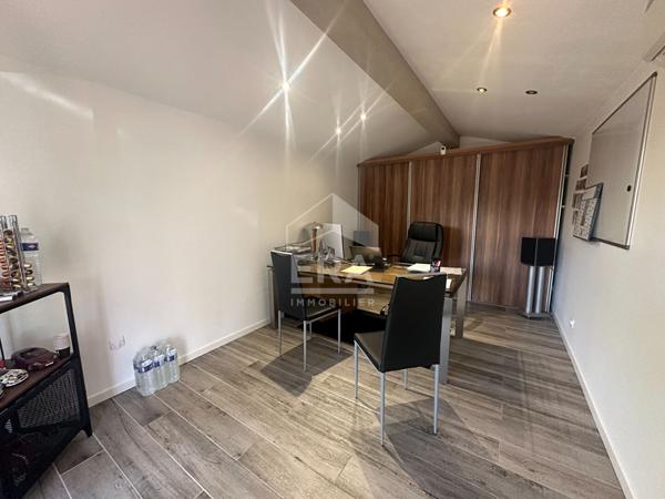 A VENDRE 83470 SAINT MAXIMIN LA SAINTE BAUME MAISON T5 DE 120M² SUR 1200M² DE JARDIN PISCINE DEPENDANCE